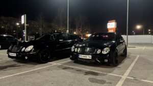 Mercedes-Benz w211 twins